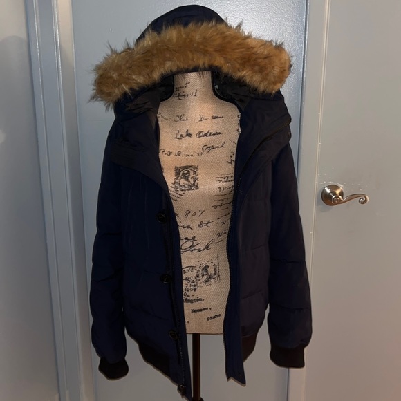Vintage Levi’s Winter Bomber Coat - Picture 2 of 4